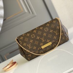 💝💝Louis Vuitton Monogram Favorite MM Shoulder Bag